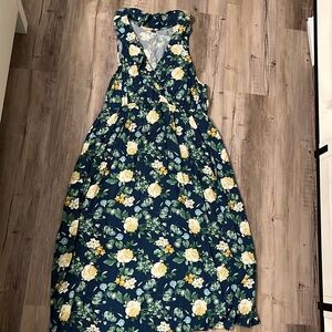 Floral maternity dress